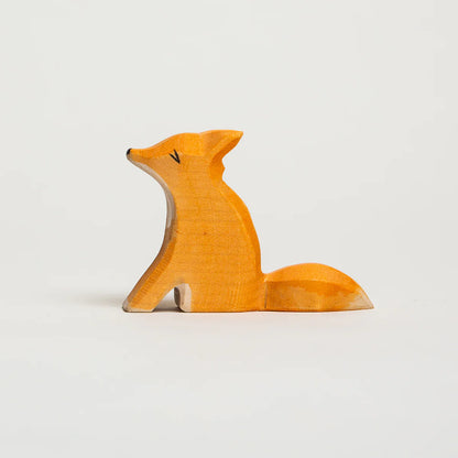 FOX SITTING