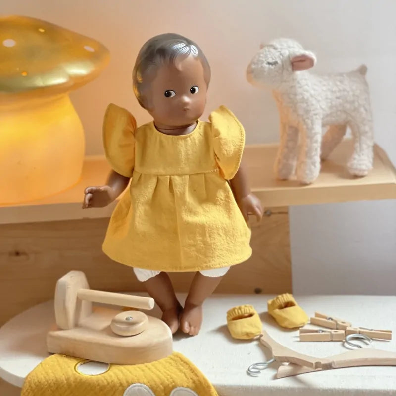 ALICIA DOLL
