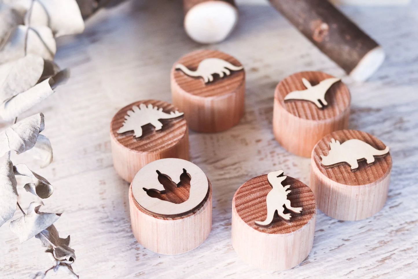 WOODEN STAMP ASSORTED SHAPE